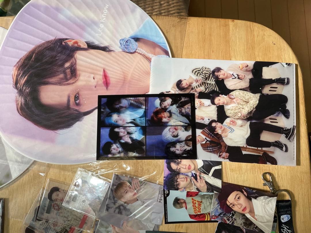 straykids ペンライトver.2 うちわ ケース トレカ