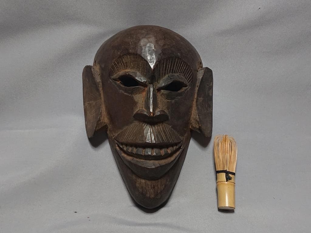 93　コレクター収集品　（primitive art）　アフリカ　マスク