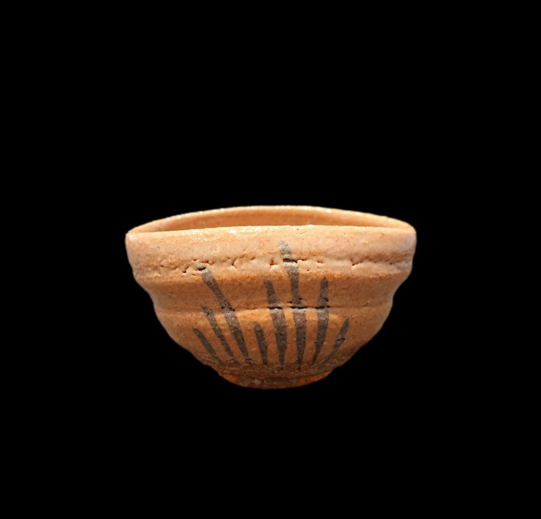 ■唐津焼 巨匠 中里重利 絵唐津沓ぐい呑 共箱、共布、栞三枚揃い 未使用品