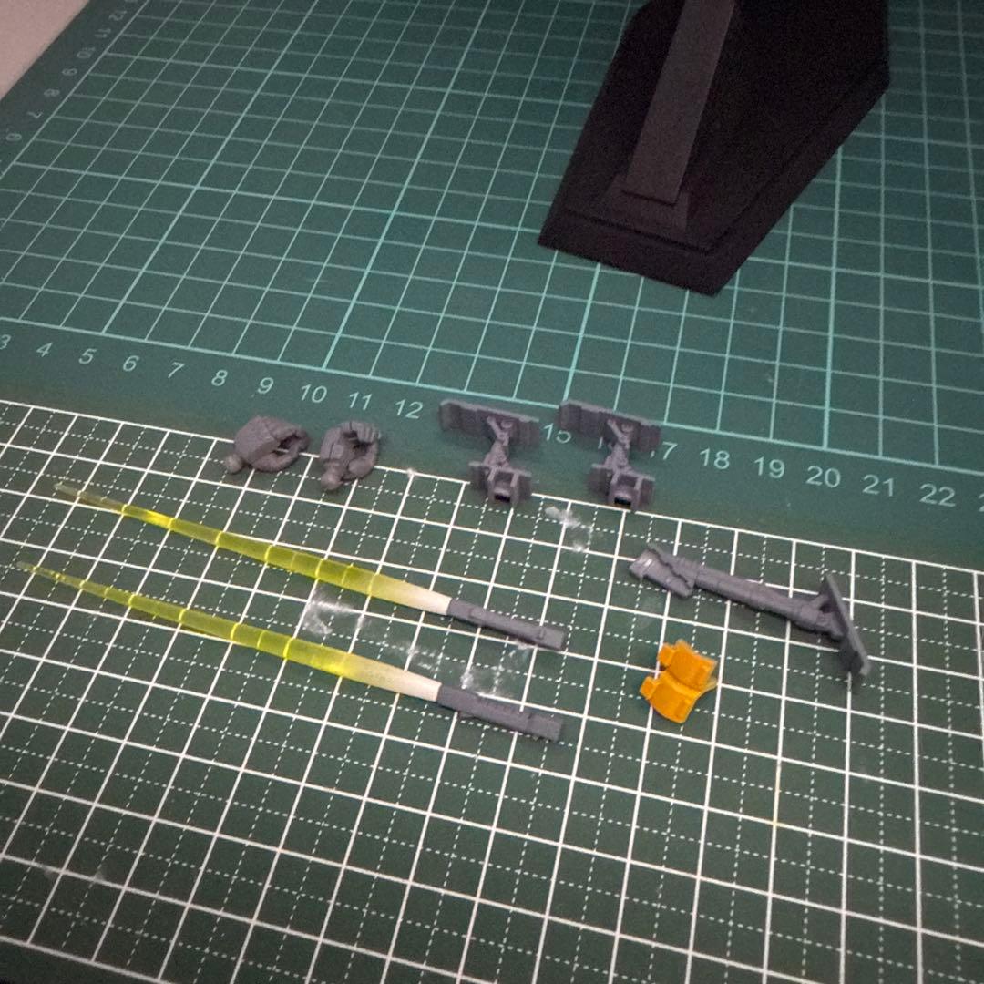 バンダイ　1/144 HG MSA-005 メタス 塗装完成品