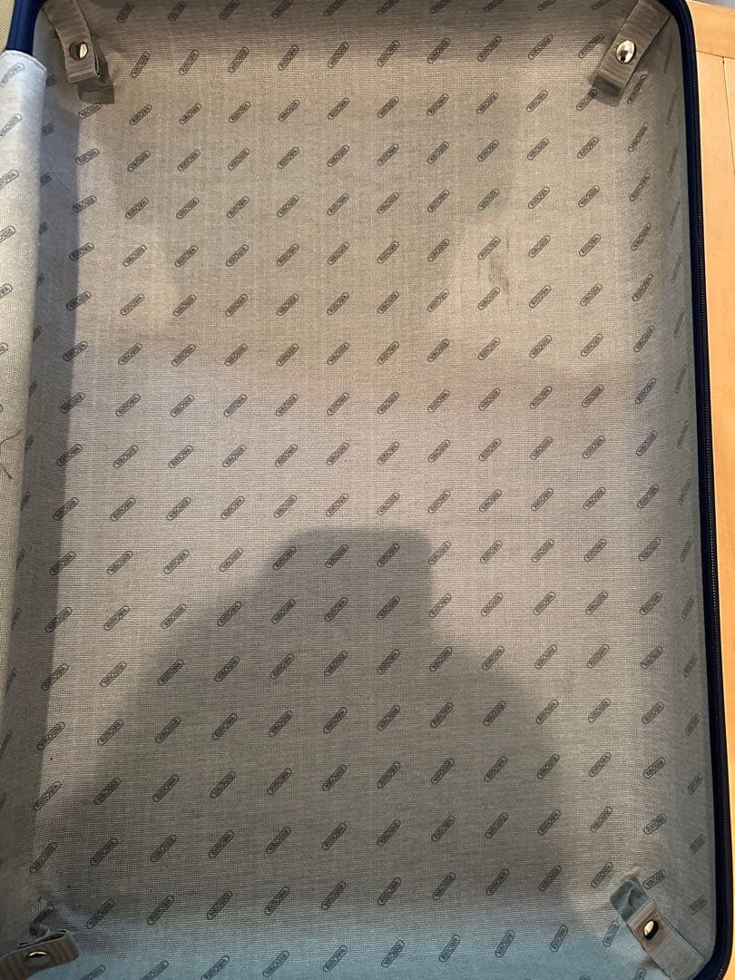 RIMOWA ネイビー　キャリーケース