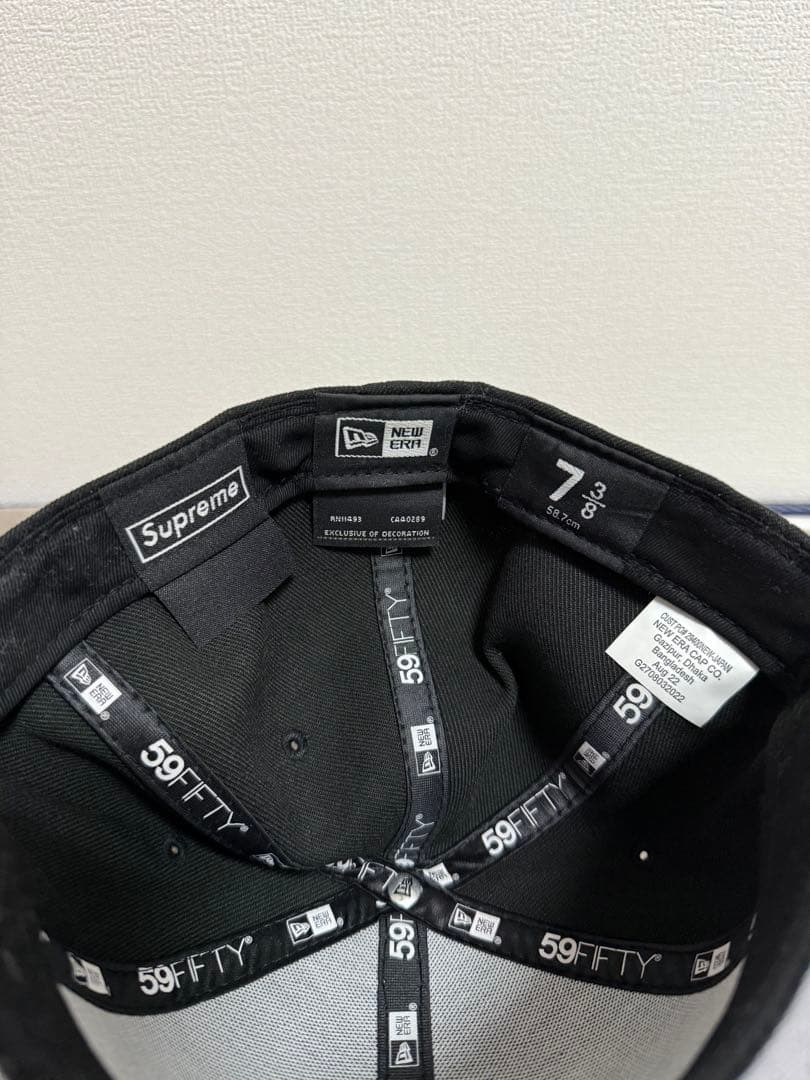 supreme × NEWERAコラボ品 キャップ