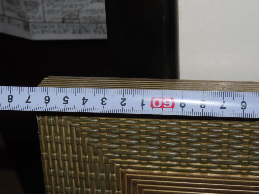 平山講平 油彩 白の可憐な花々 〇慶美会会員 東京都出身