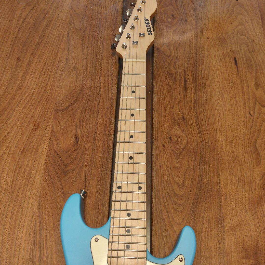 美品エレキギター 水色ミニギター子供用