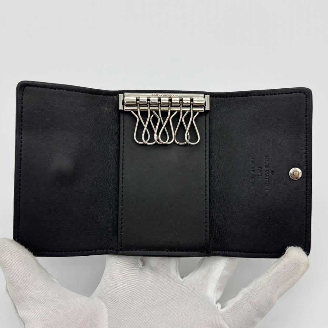 ルイヴィトン キーケース ミュルティクレ6 モノグラム トリヨンレザー ブラック