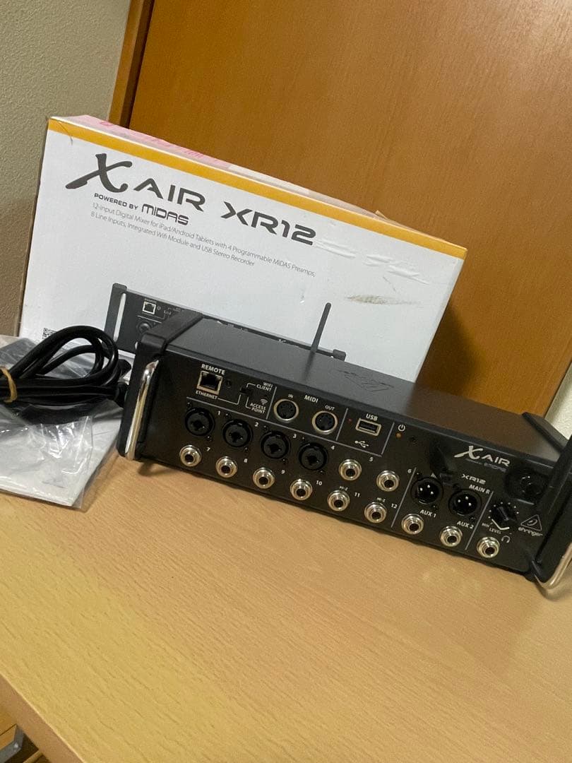 Behringer X AIR XR12 デジタルミキサー