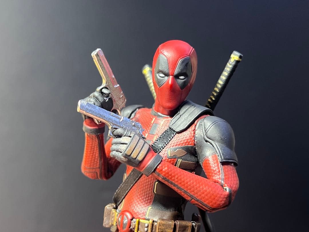 【限定】デッドプール風フィギュア1/12 Thunder Toys