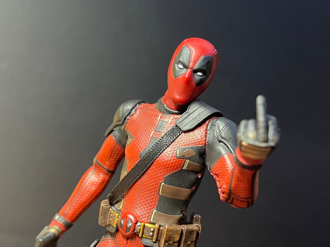 【限定】デッドプール風フィギュア1/12 Thunder Toys