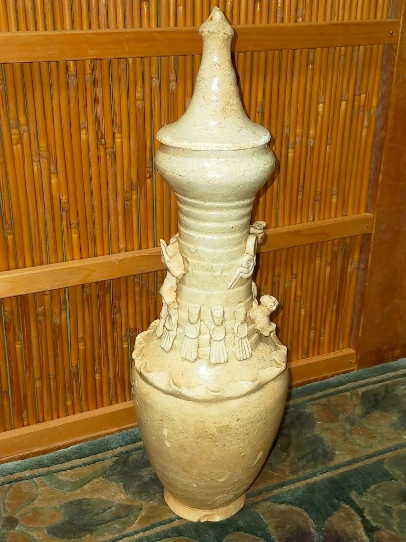♥値下げ！中国　白釉　花瓶　発掘品　カケあり　桐箱付き　出土品　骨董　古玩