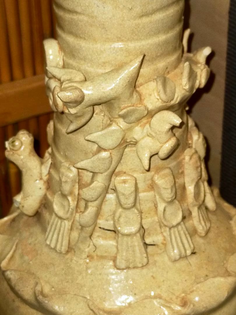 ♥値下げ！中国　白釉　花瓶　発掘品　カケあり　桐箱付き　出土品　骨董　古玩