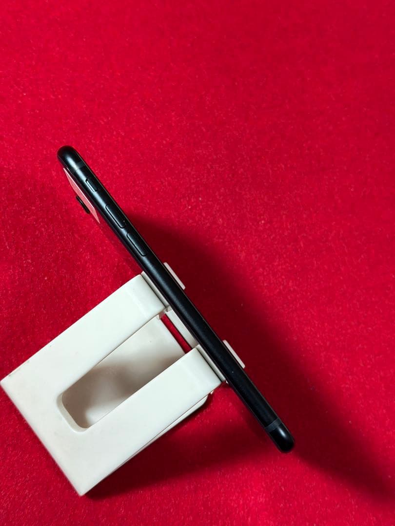 【4484】iPhone SE3第3世代ミッドナイト 64GB simフリー