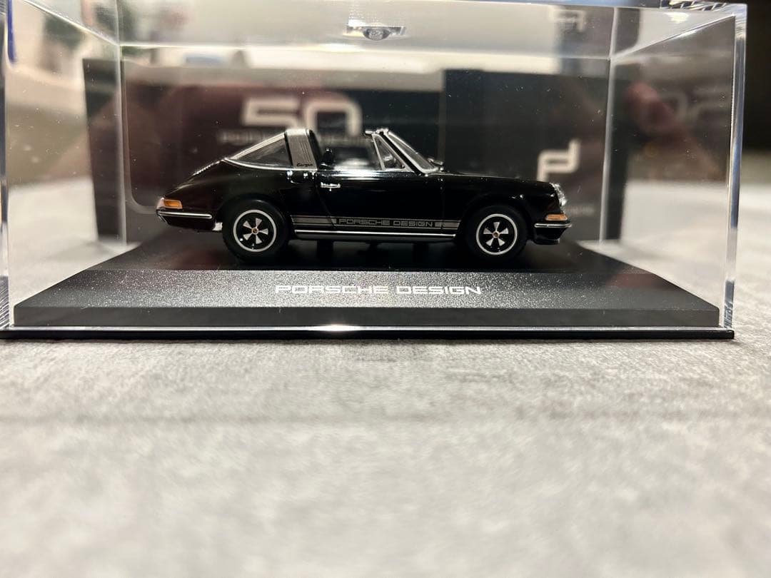 1/43 ミニチャンプス　ポルシェ911S タルガ 1972 50周年限定モデル