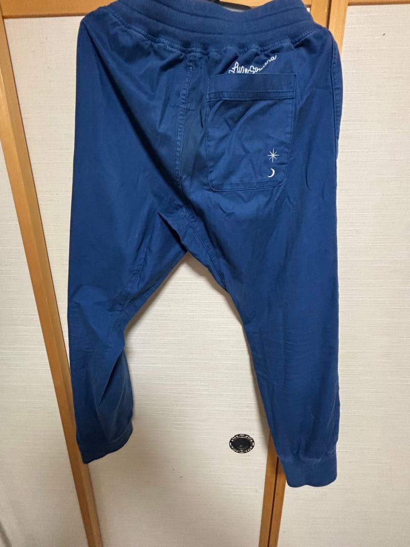 ルースイソンブラ　チノパン