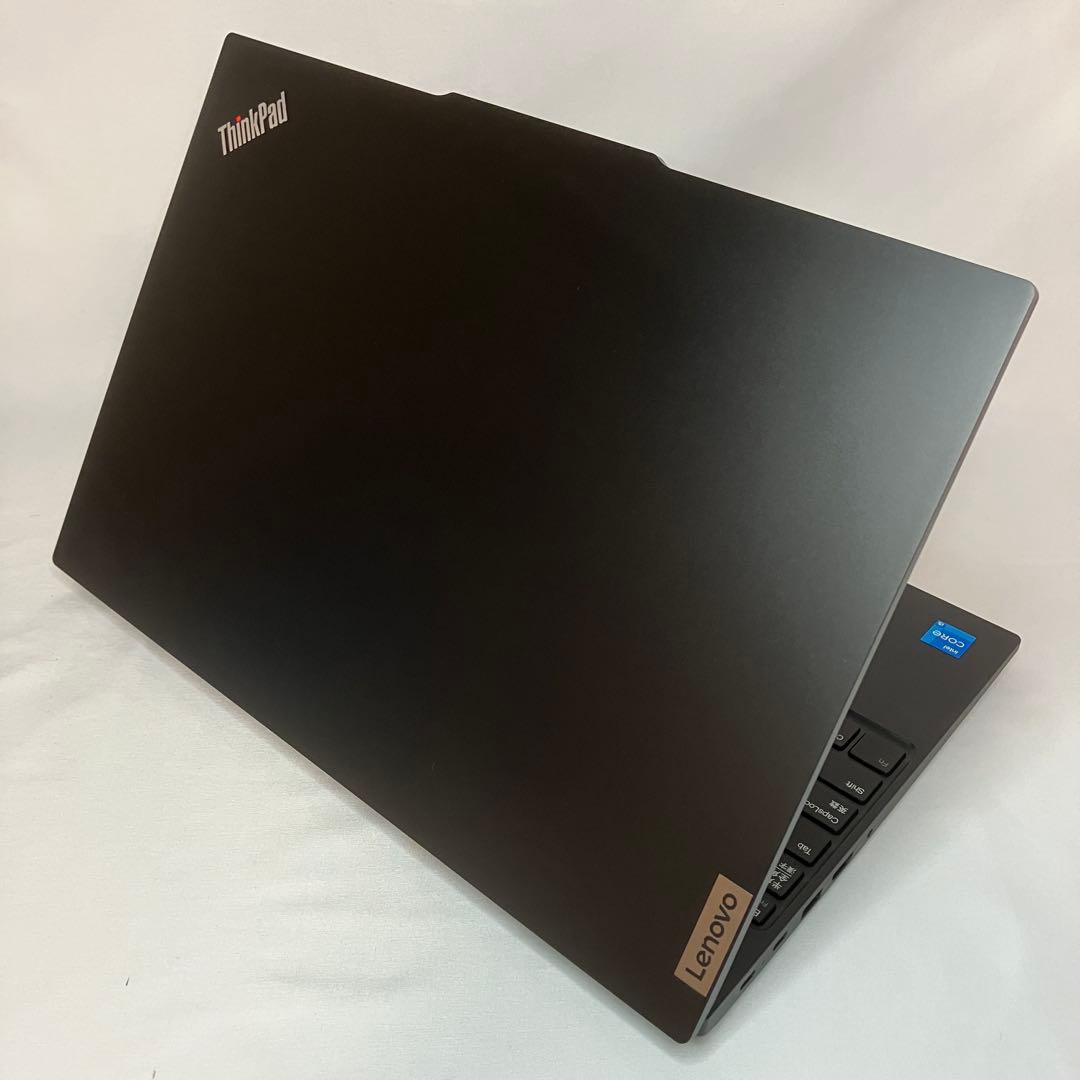 極美 ThinkPad E16 Gen1 Core i5 13420H 16GB