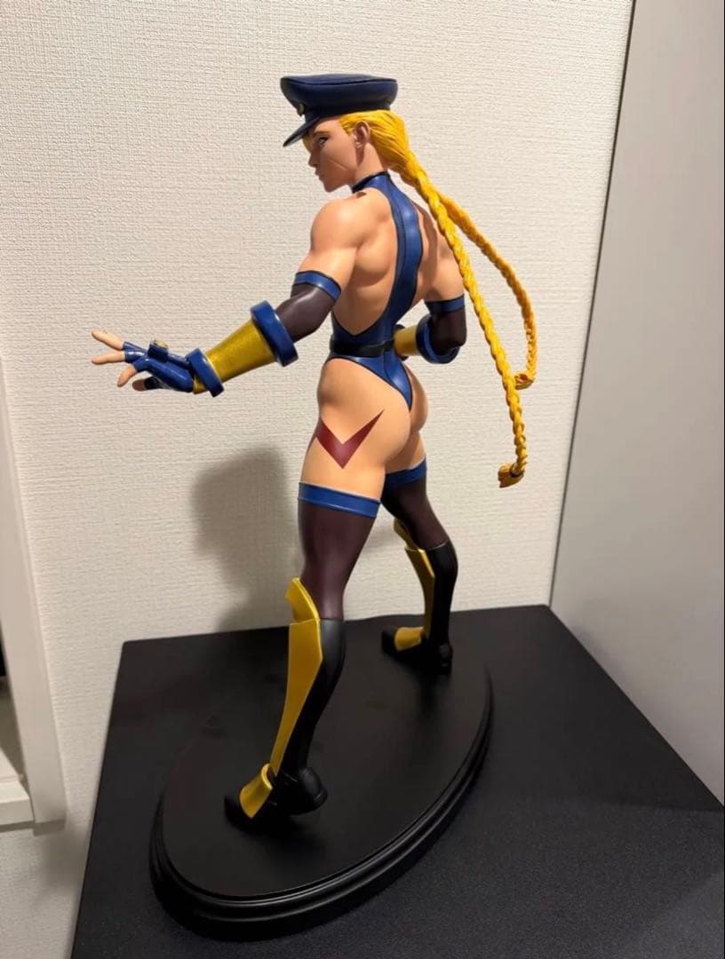 【謹賀新年セール】カプコン キャミィ 青 海外製 1/4 フィギュア 中古