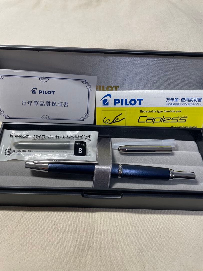 【万年筆】キャップレス 18金 pilot パイロット M字