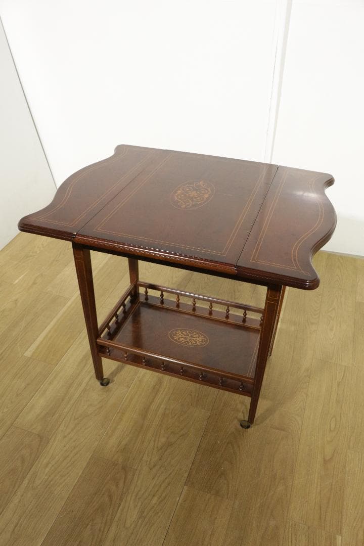 イタリア★クラシック★バタフライテーブル★キャスター付き★