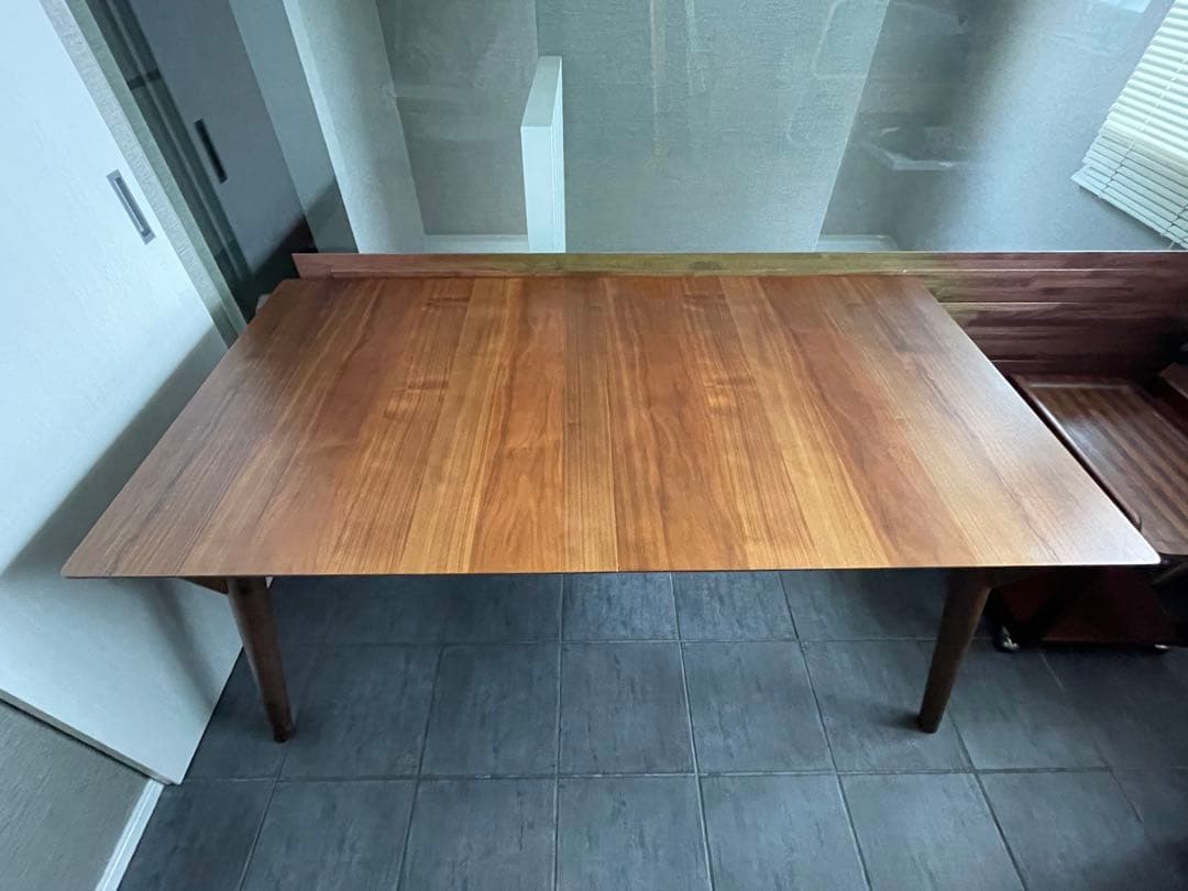 ■ウォールナット/天然木/無垢材 ダイニングテーブル　伸長式■ニトリ/フィルン