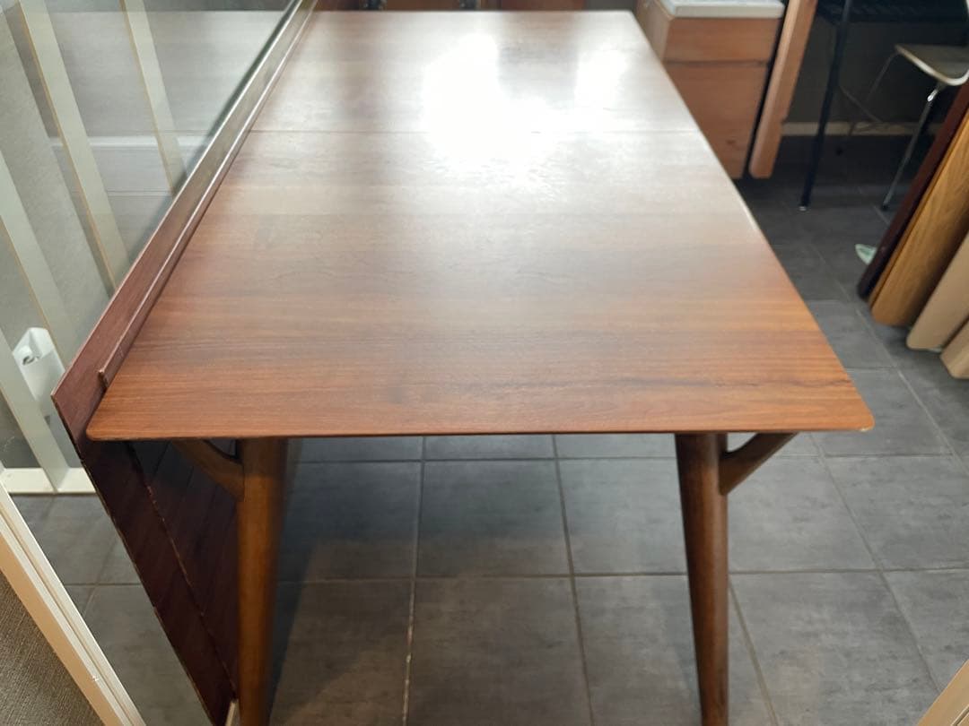 ■ウォールナット/天然木/無垢材 ダイニングテーブル　伸長式■ニトリ/フィルン