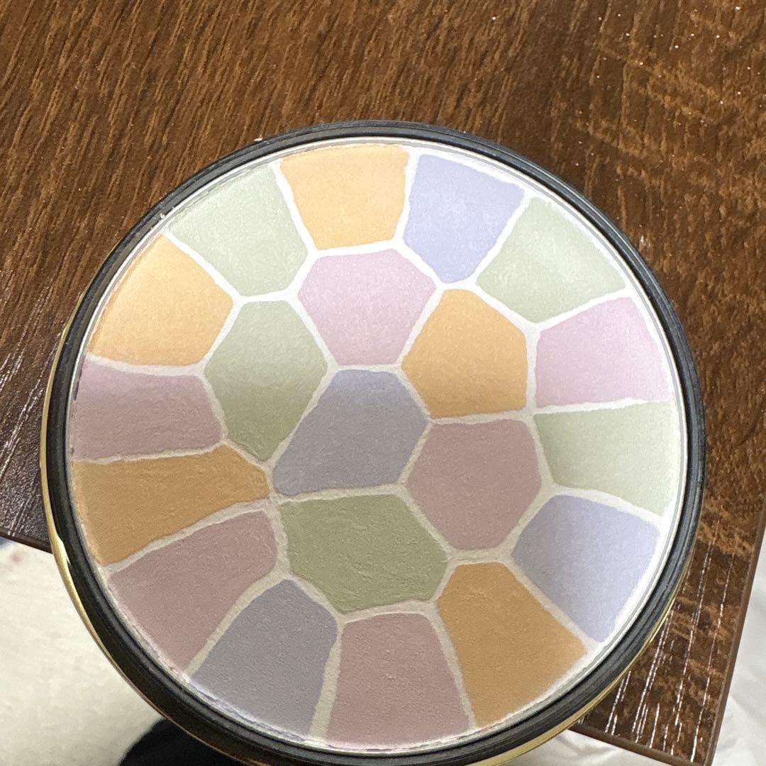 ✳︎ミイナ✳︎エレガンス　プードルフェイスパウダー