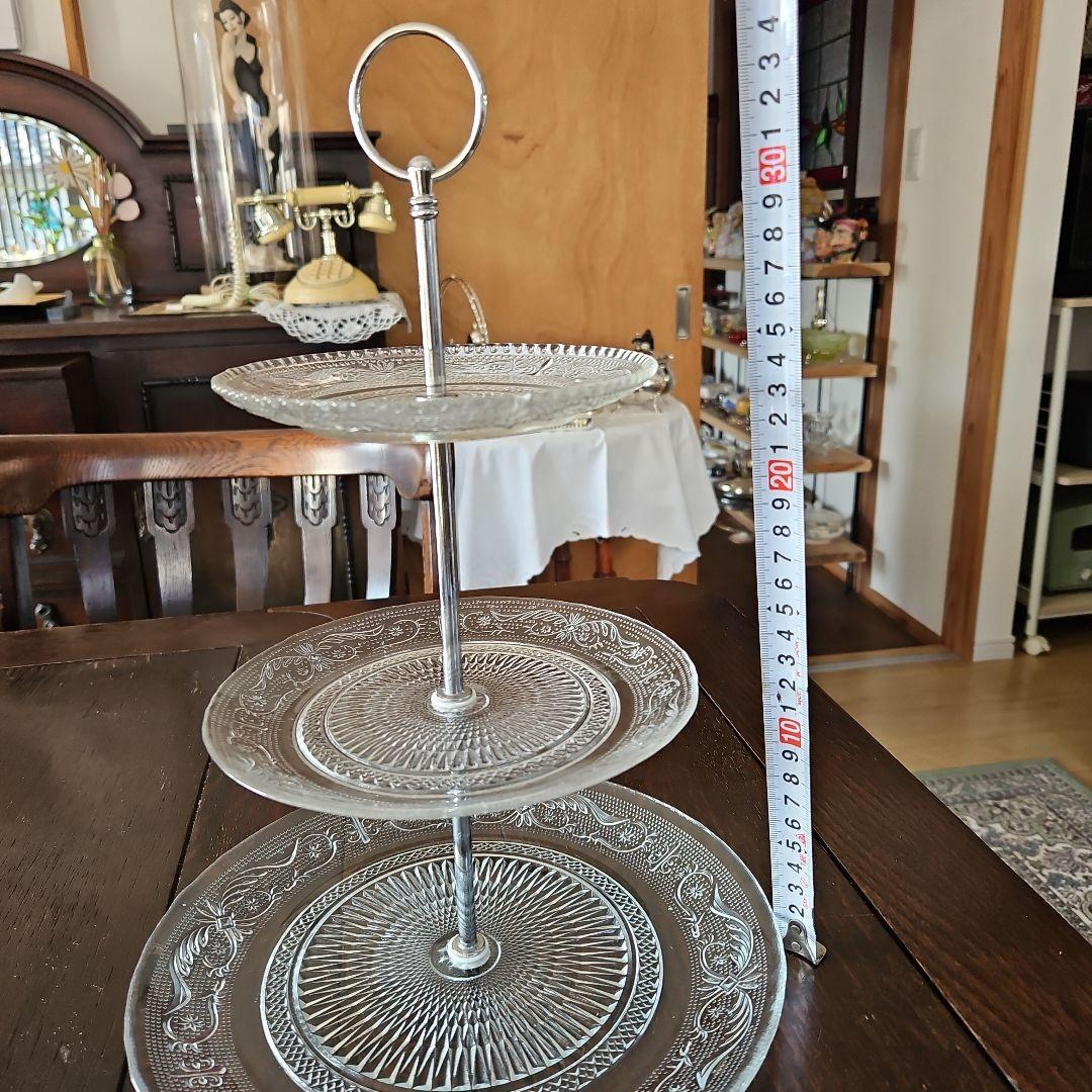 ガラス製三段ケーキスタンド