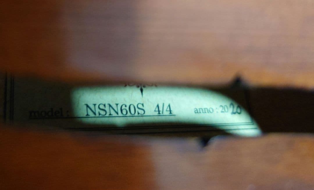 ニコロサンティNSN60S バイオリン　4/4 美品　弓、ケース、松脂、肩当付