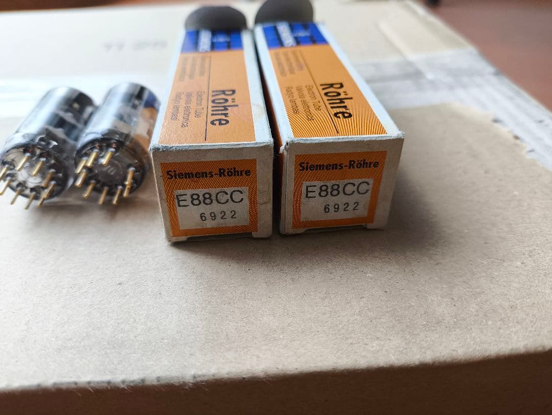 Siemens E88CC Silver Shields 真空管 2個セット