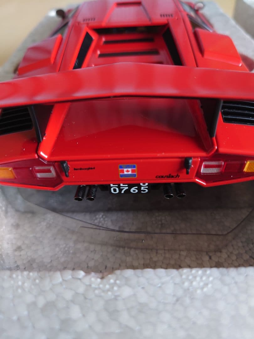 バ*ー様 AUTOart 1/18 ランボルギーニ カウンタック ウォルターウル