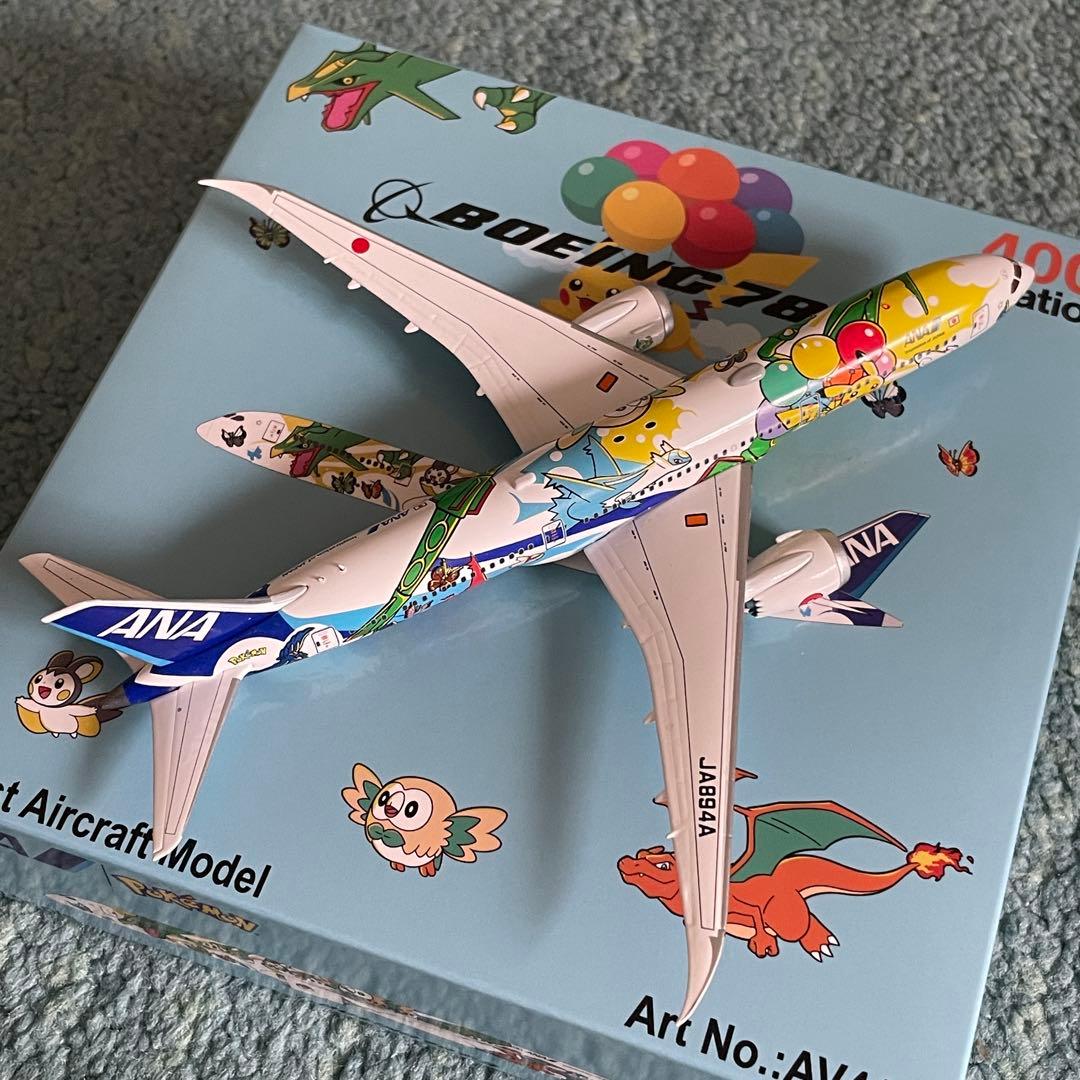 ANA 全日空 787-9 ポケモン ピカチュウジェット AV スタンド付き