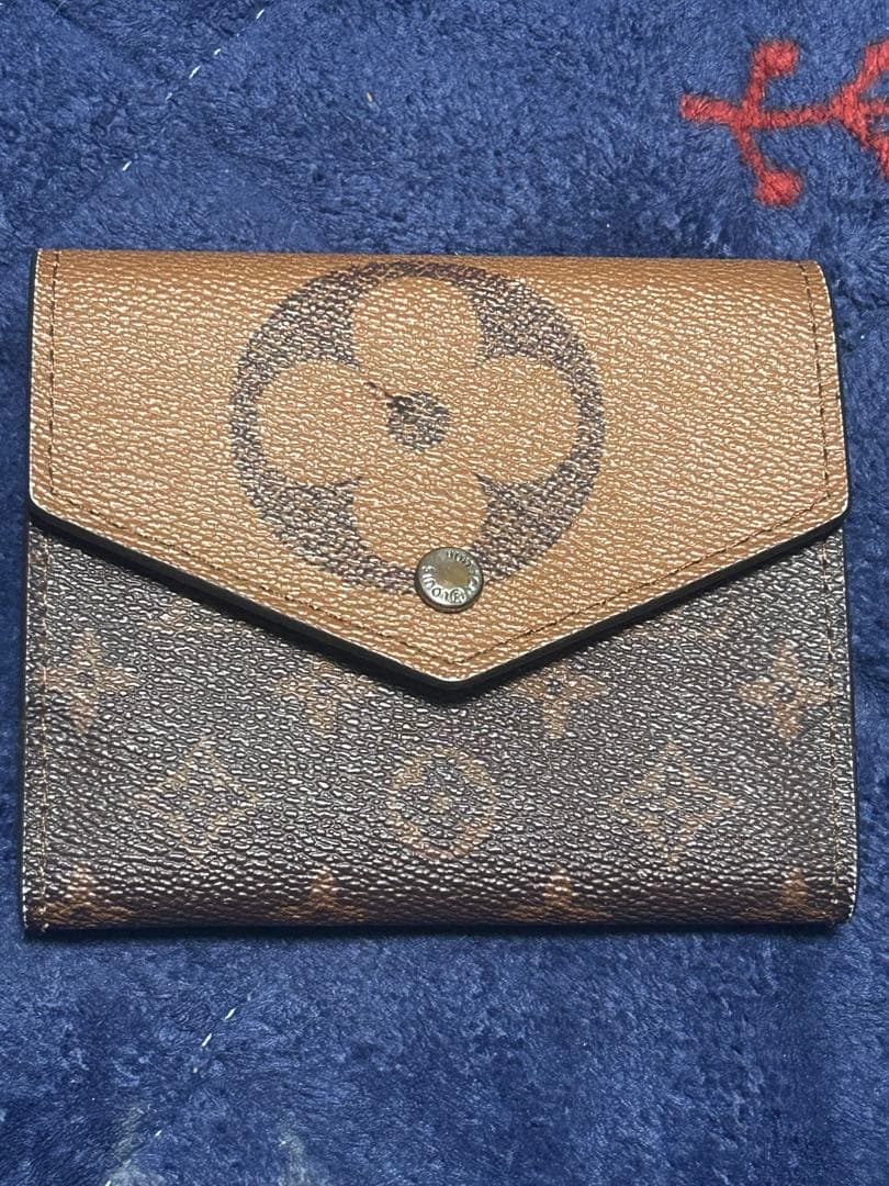 Louis Vuitton モノグラム 二つ折り財布