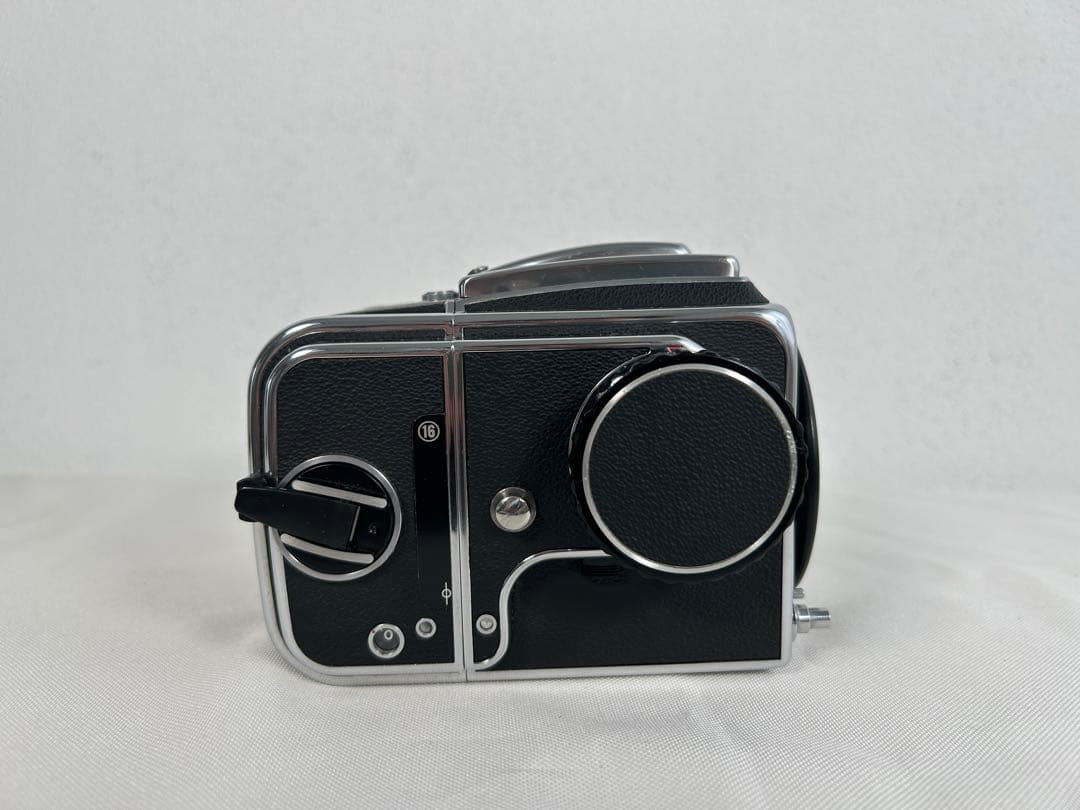 doorzoHasselblad 500C/M フィルムカメラ