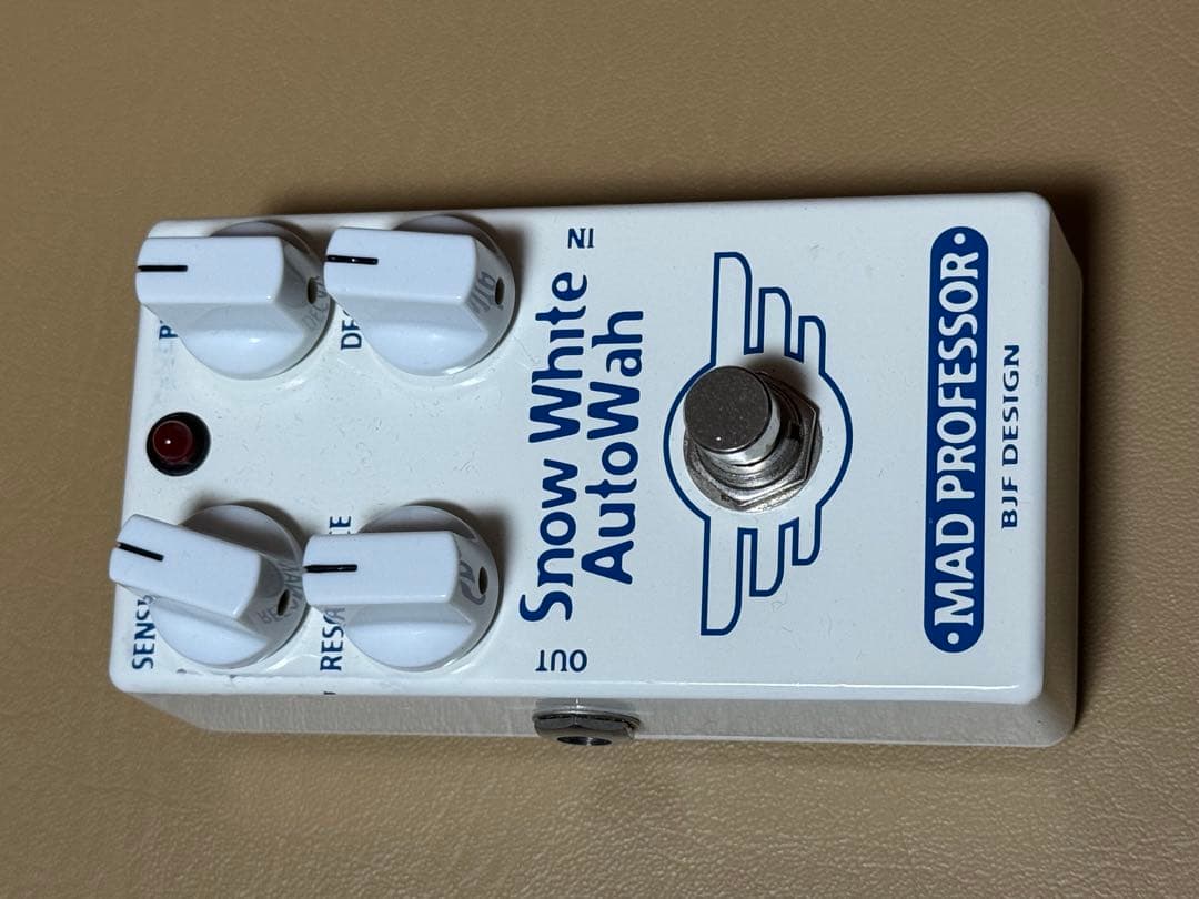 ギター MAD PROFESSOR  White BJF DESIGN