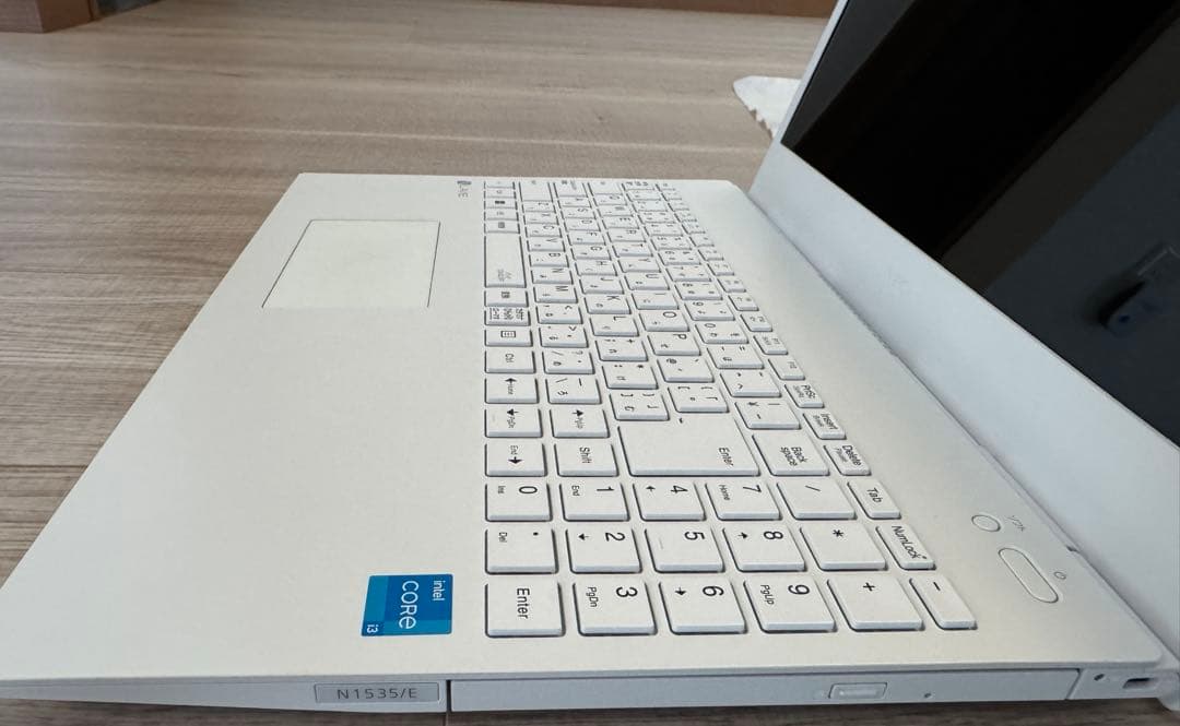 NEC ノートパソコンLAVIE N15