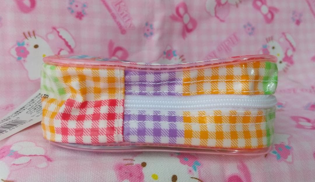 キティ　ポーチ　フルーツ　いちご　サクランボ　2002年　サンリオ