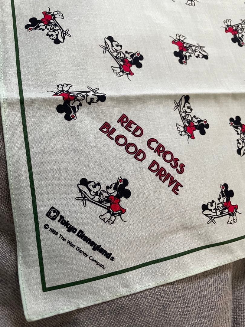 ディズニーランド キャスト 献血 ハンカチ disney