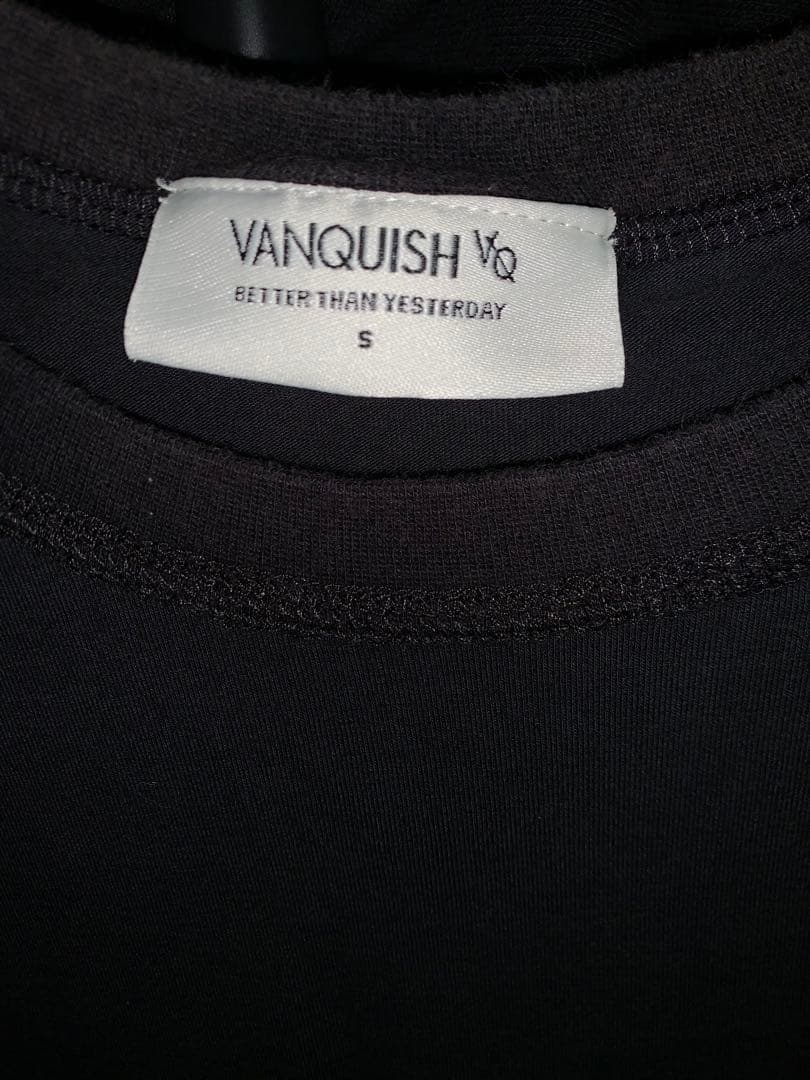 vanquish fitness セットアップ　フーディパーカー　Tシャツパンツ