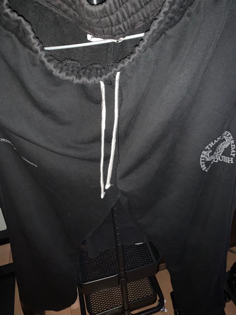 vanquish fitness セットアップ　フーディパーカー　Tシャツパンツ