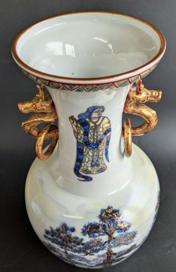 金彩染付彩色松文双耳壷