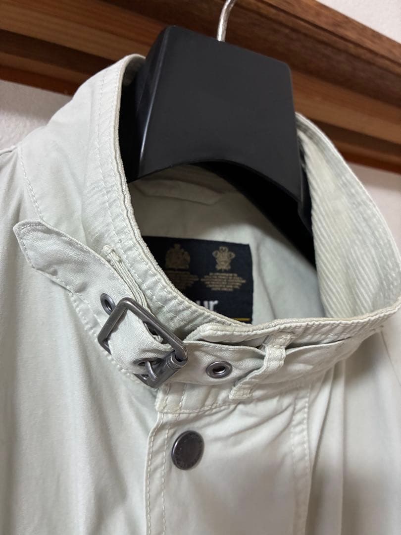 バブアー　インターナショナル　Lサイズ ライトグレー