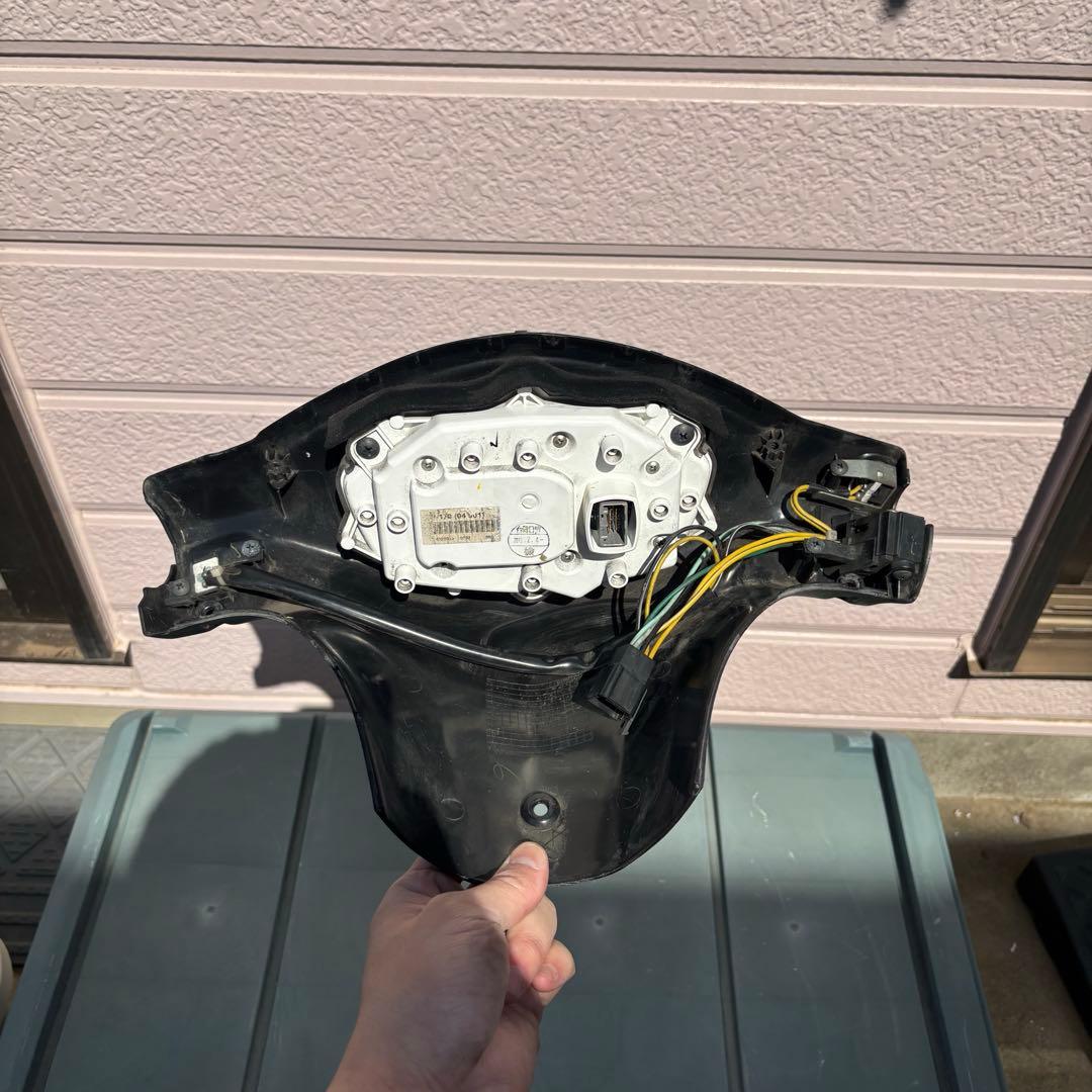 純正スピードメーター周りのカバー、スイッチ付(スズキ アドレスV125S)