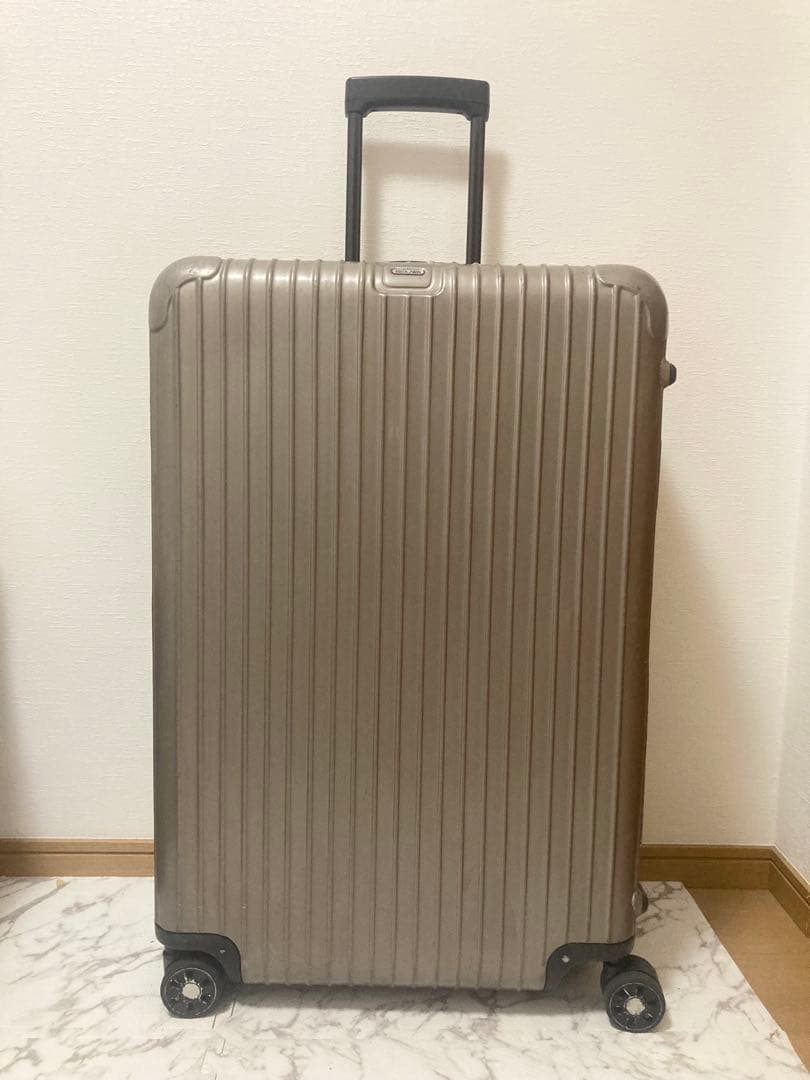 RIMOWAサルサ 97L 4輪ス ーツケース正規品　美品 軽量　金　限定　日本