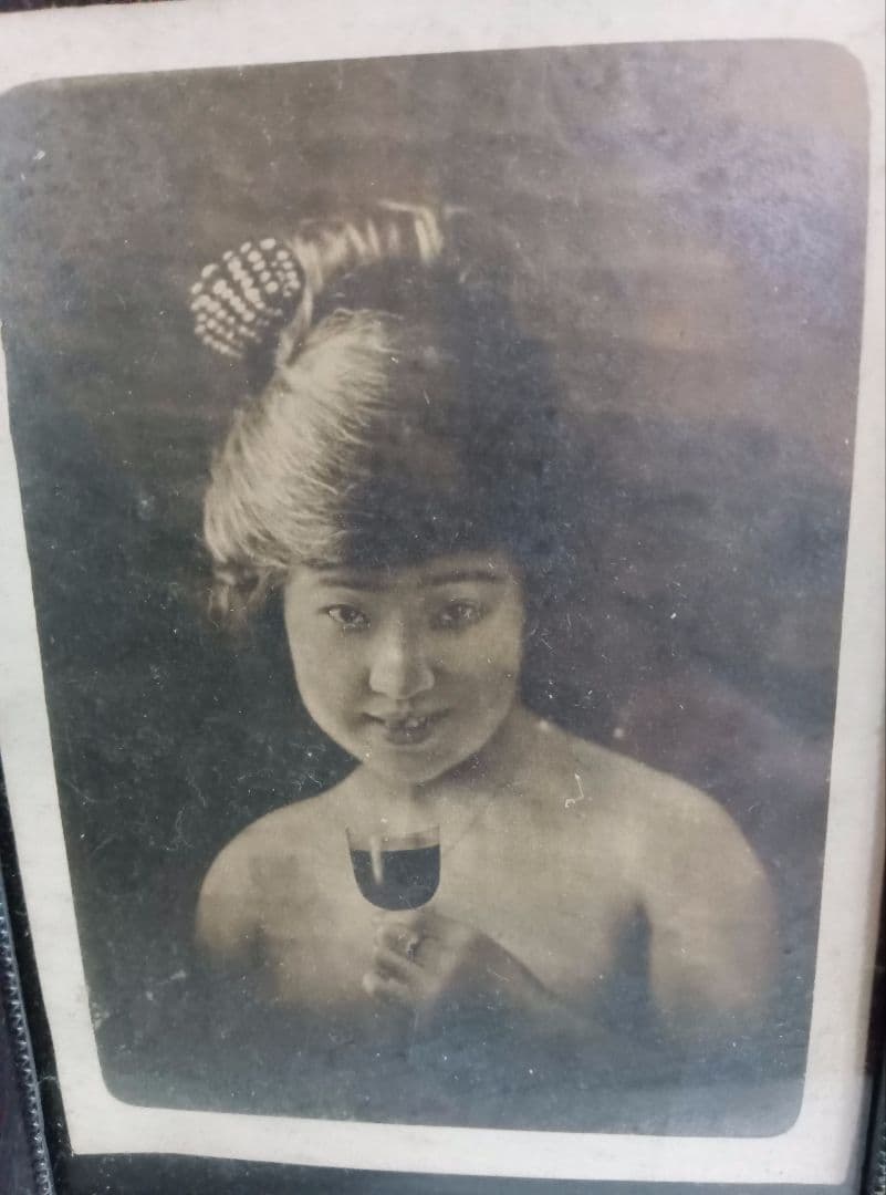 赤玉ポートワイン写真