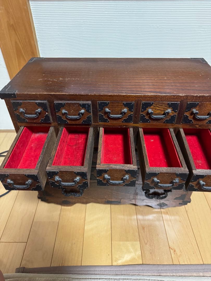 【〜8/31まで値下げ】アンティーク家具　薬箪笥　小物入れ　17引出し