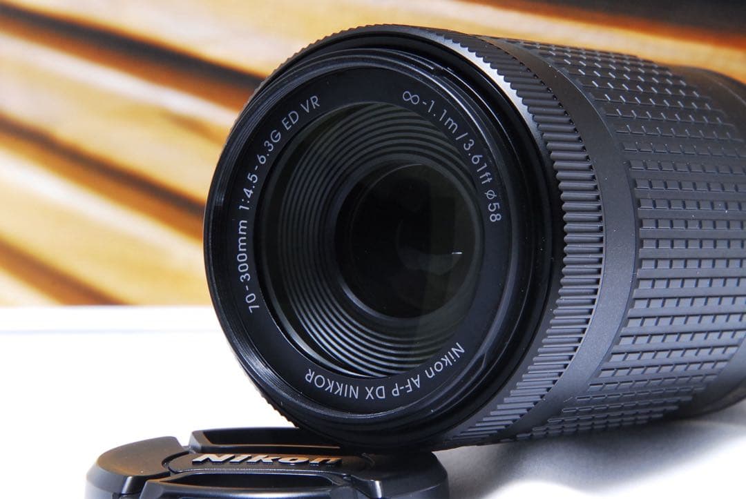 一眼レフ 高性能超望遠 ニコン AF-P DX 70-300mm ED VR