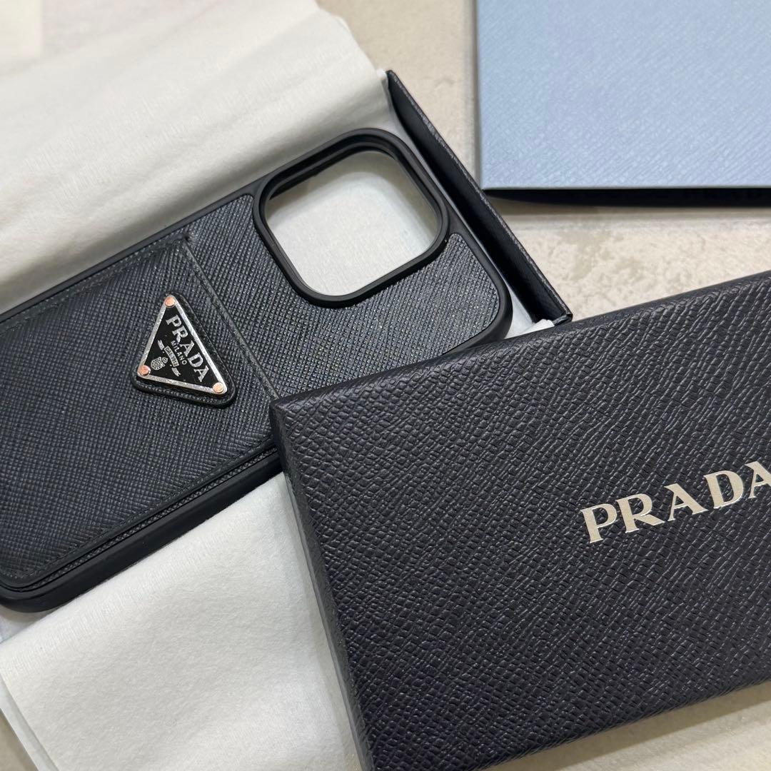 PRADA iPhone14pro ケース 正規品 レザー