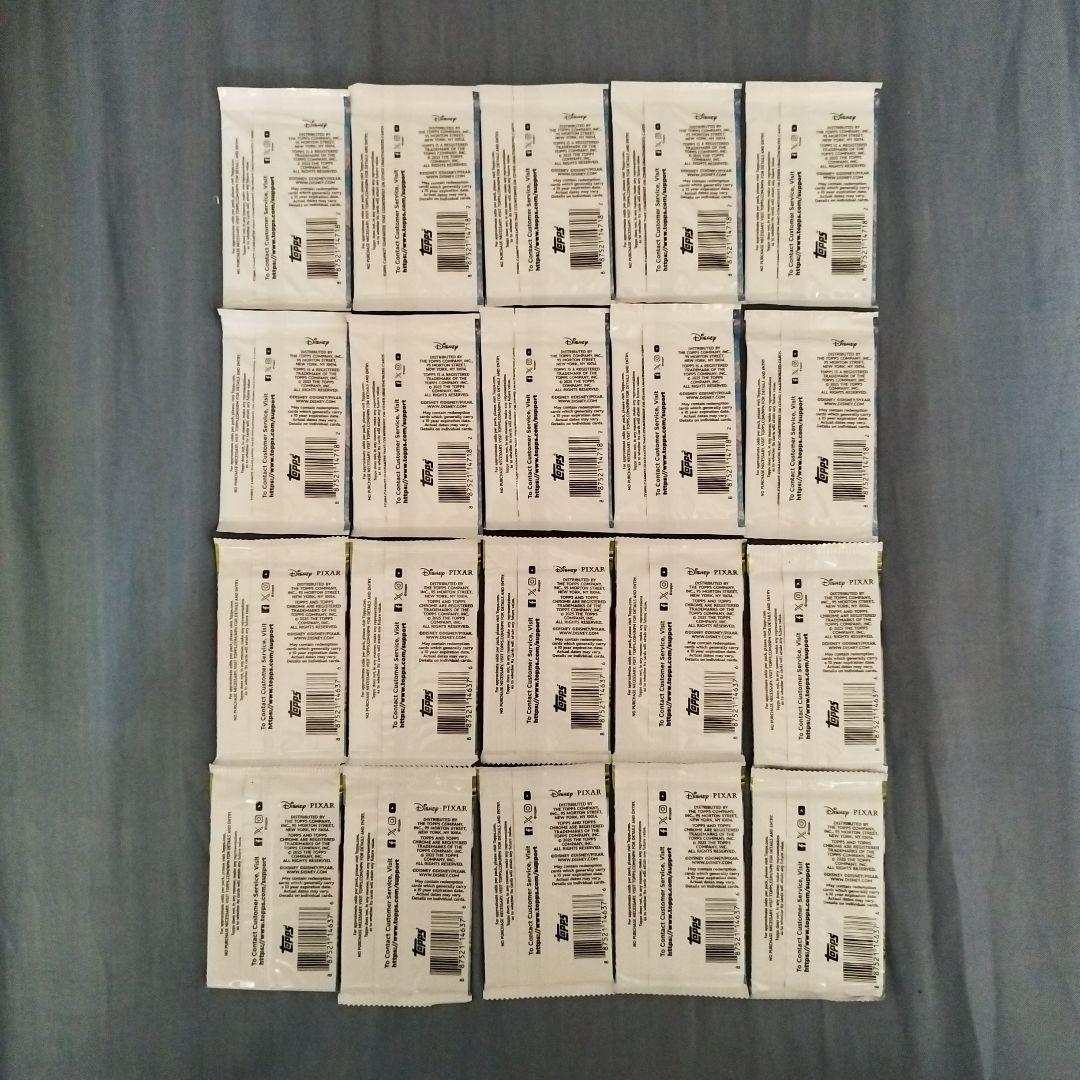 ディズニー toppsトレーディングカードパック 20個セット