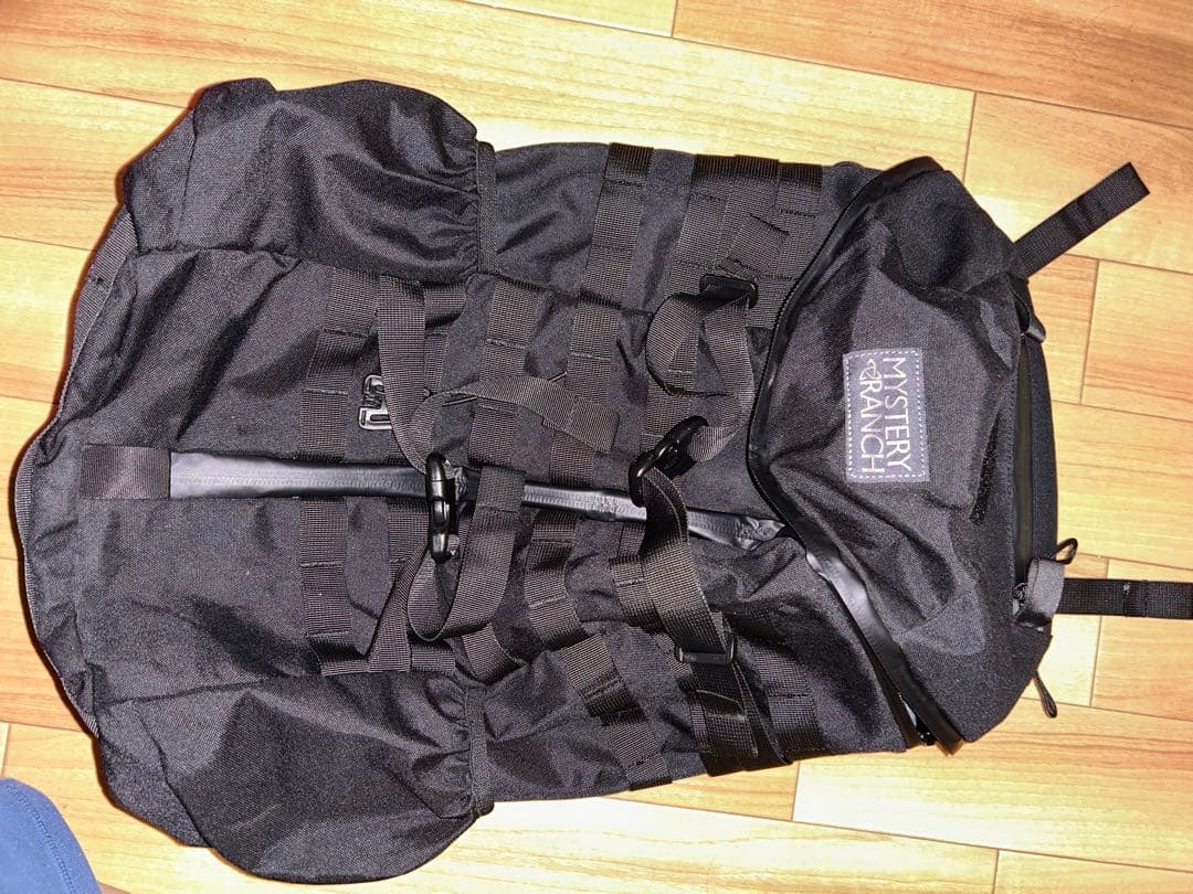 MYSTERY RANCH ブラックリュック