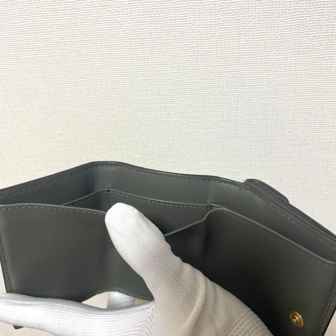 FENDI フェンディ　三つ折り財布　8M0395