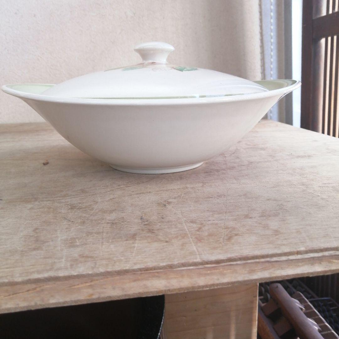 スージークーパー　パトリシアローズ　チュリーン　蓋付　イギリス　アンティーク