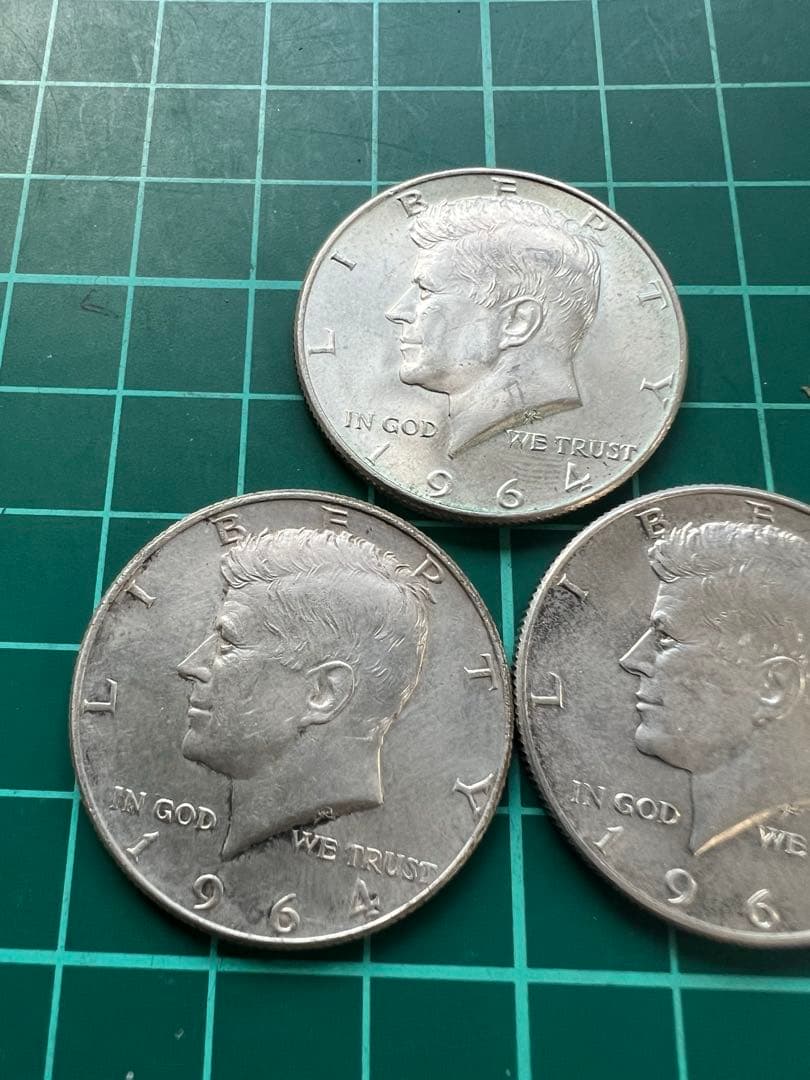 外国銀貨　アメリカ50C銀貨　1964年　3枚まとめロット
